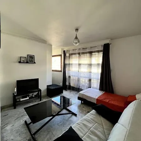 200m De La Appartement *